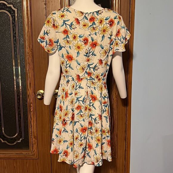 Altar’d State Dress  - Picture 5 of 7